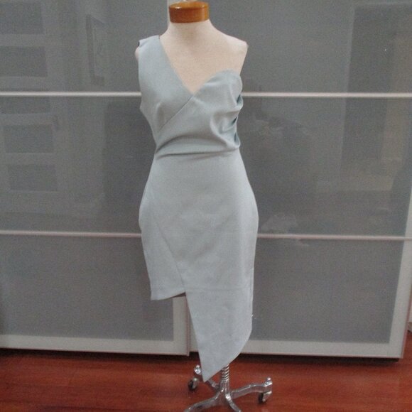 Elliatt "Theodora Dress" One Shoulder Asymmetrical Hem - Picture 1 of 9